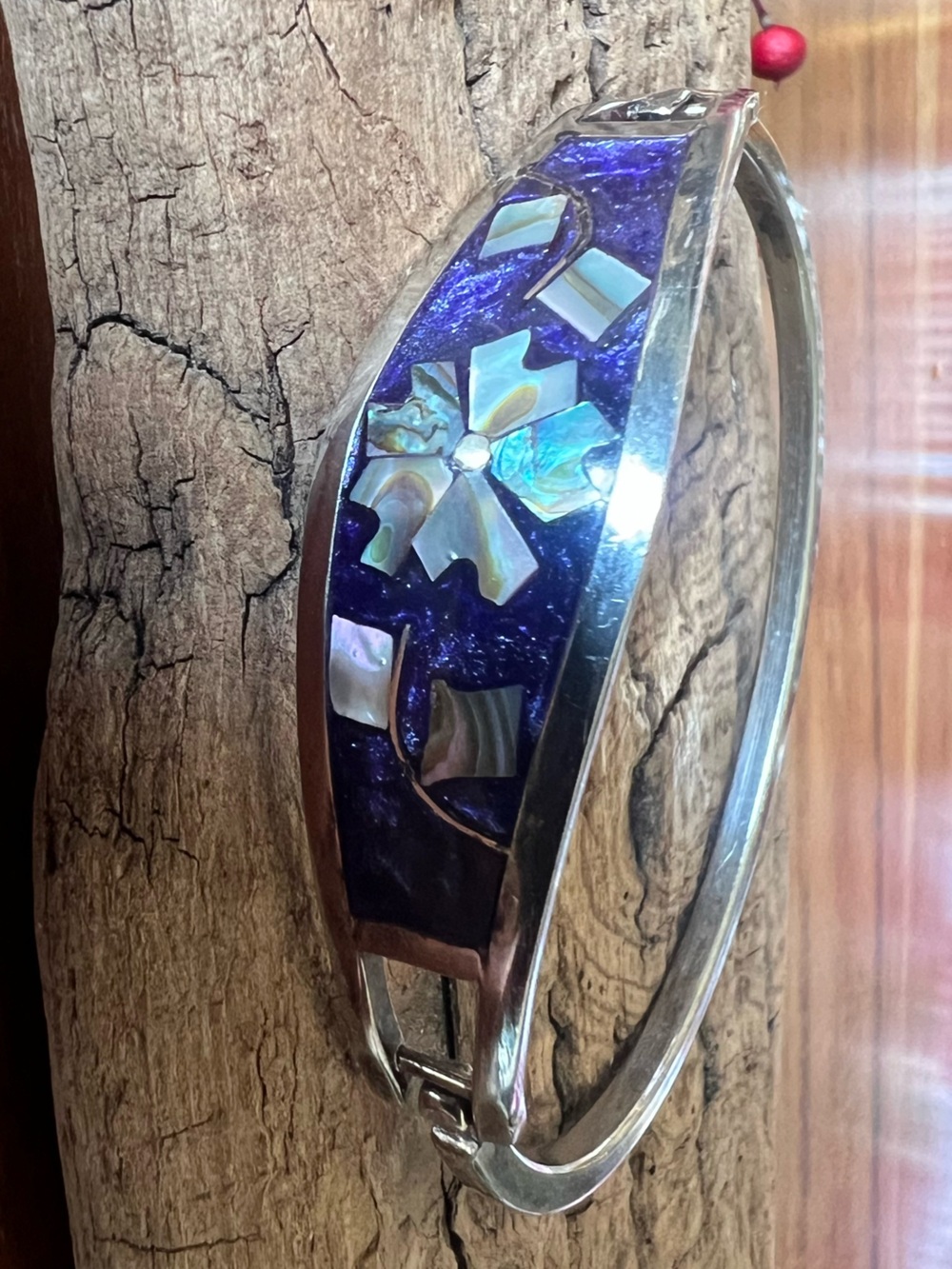 Taxco Mexico Alpaca MOP Bracelet Flower Shell Inlay Electric Purple Enamel M